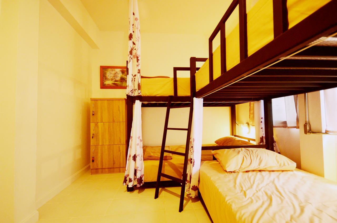 Early Bird Hostel Ayutthaya Exteriör bild